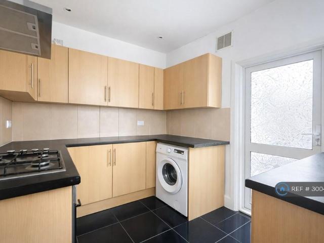 Salisbury Road, London, E7 4 bed terraced house to rent £2,600 pcm £600 pw