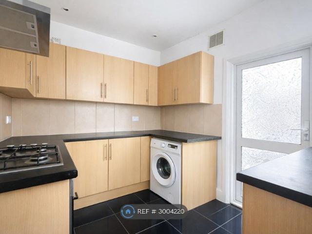 Salisbury Road, London E7, 4 bed terraced house to rent, £2,600 pcm | PrimeLocation