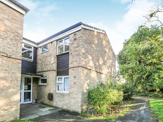 Salisbury Road, Stevenage SG1, 1 bed flat to rent, £995 pcm | PrimeLocation