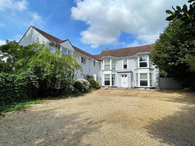 Salisbury, Wiltshire 1 bed in a house share to rent £795 pcm £183 pw