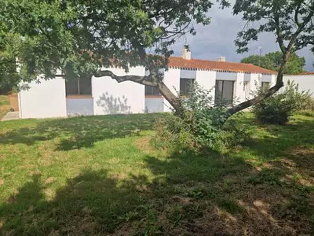 Sallertaine 85300 Achat / Vente maison 4 pièces t4 au dernier étage