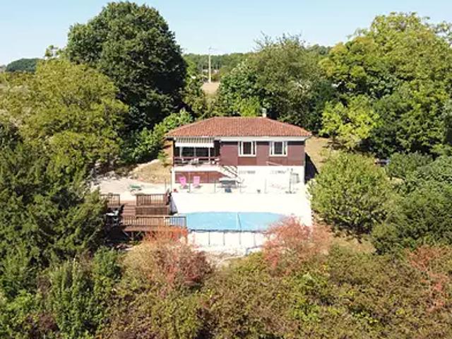 Salles Lavalette 16190 Achat / Vente maison 4 pièces t4 piscine terrasse