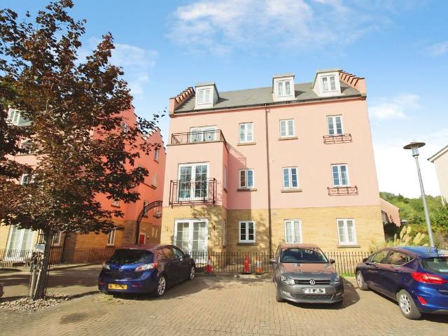 Sally Hill, Portishead, Bristol, Somerset BS20, 3 bed flat to rent, £1,750 pcm | PrimeLocation
