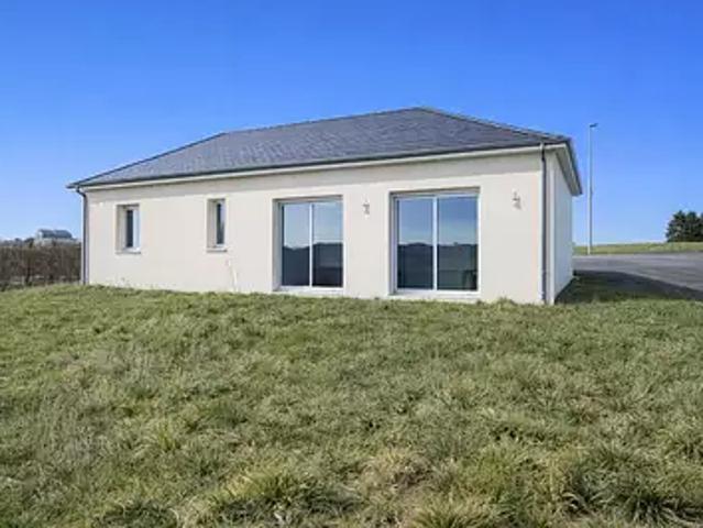 Salmiech 12120 Achat / Vente maison 3 pièces t3 jardin