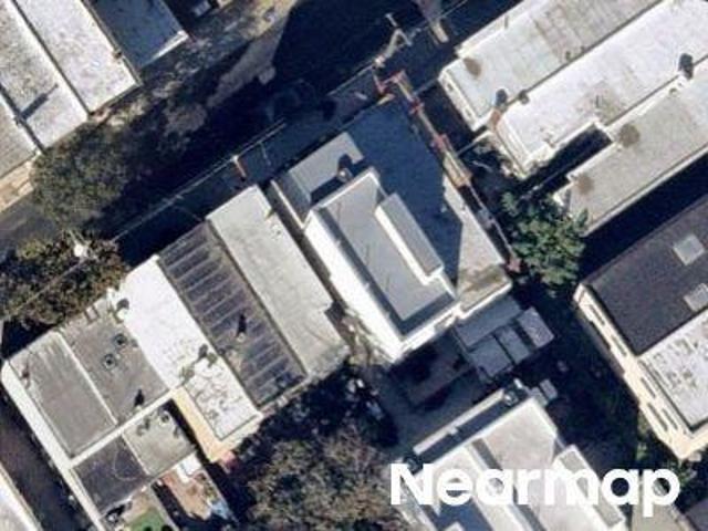 Salmon St