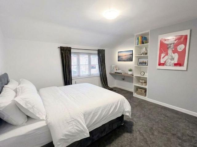 Salmon Parade, Bridgwater TA6, 1 bed semi detached house to rent, £525 pcm | PrimeLocation