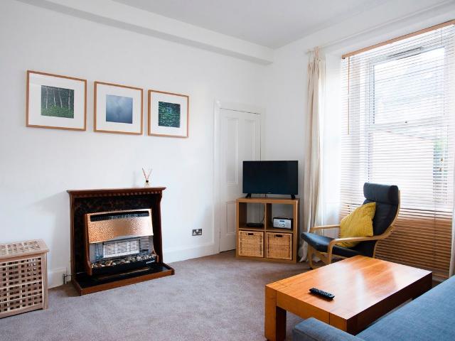 Salmond Place, Abbeyhill, Edinburgh EH7, 1 bed flat to rent, £1,125 pcm | PrimeLocation
