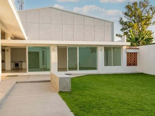 Salón de Fiestas en Renta con Amplio Espacio y Gran Potencial Comercial | Guadalupe Hidalgo