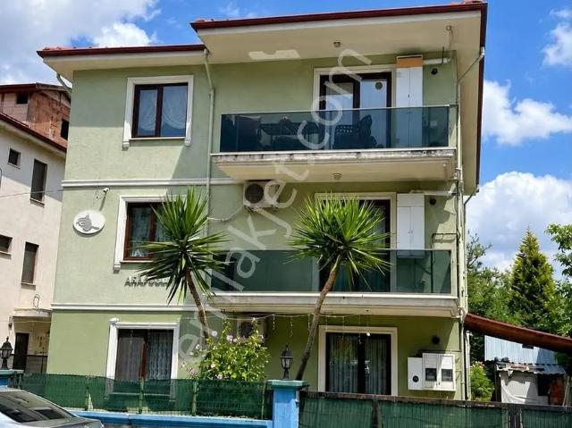 Sapanca Merkez De Eşyalı Kiralık Daire