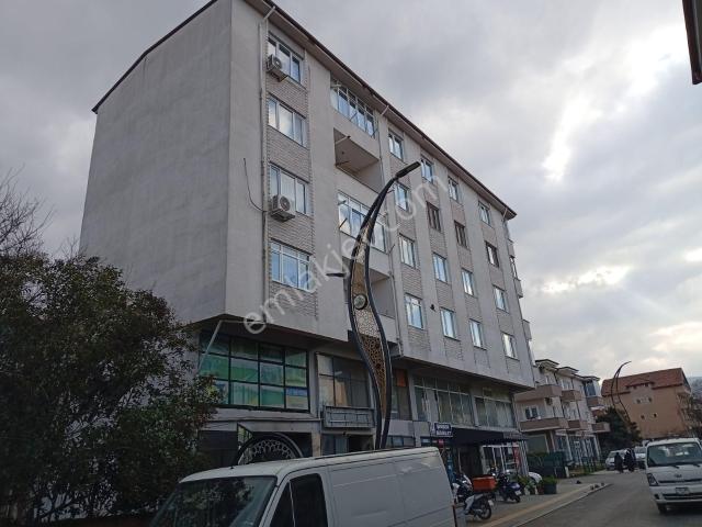 Sapanca Çayiçi Mah. acil satılık 3+1 Daire
