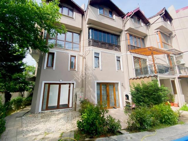 Sapanca Kırkpınar'da Satılık Bahçe Dubleks