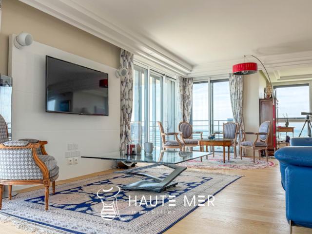 SAPHIR Appartement de standing T6 face à la mer