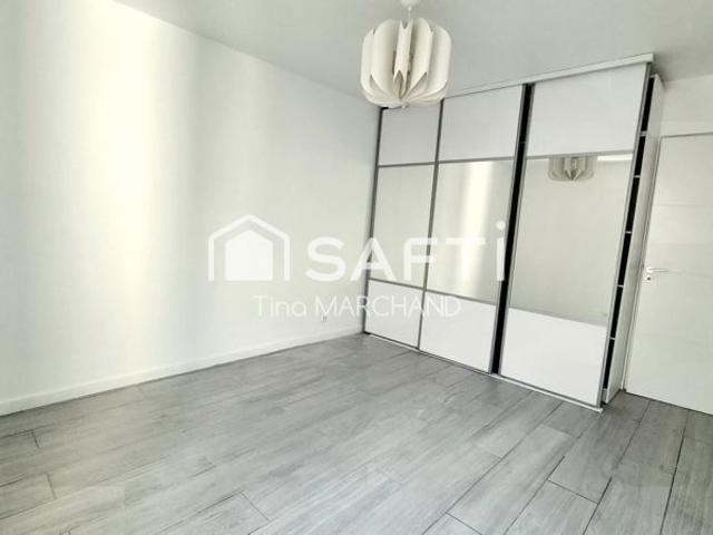 Sartrouville Centre Historique T2 de 61,8 m² évolutif T3 avec box fermé et borne électrique