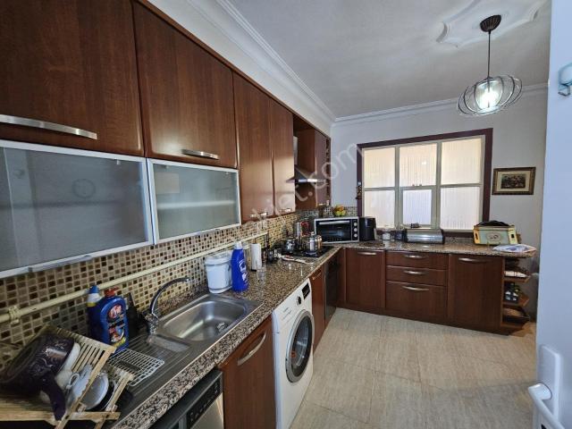 Saruhan Mh'de Satılık Asansörlü Arakat Geniş 3+1