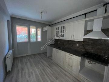 Saruhanlı Çarşı Merkezde 2+1 Kiralık Daire