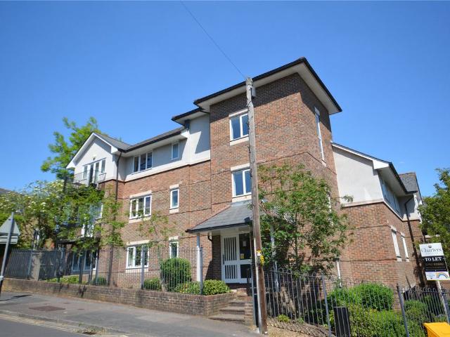 Sarum Road, Winchester, Hampshire SO22, 2 bed flat to rent, £1,500 pcm | PrimeLocation