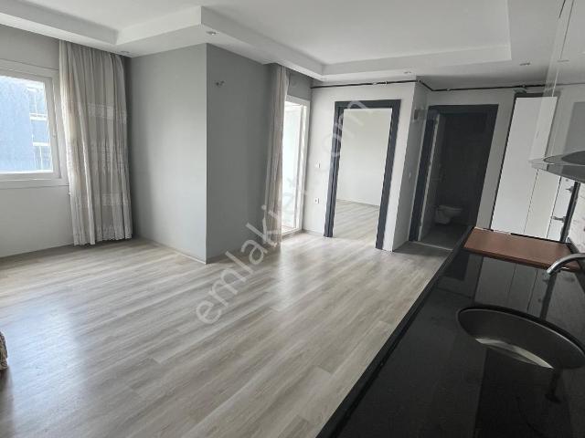 Sarıçam Çarkıpare Stadyum Yakın Kiralık 1+1 Balkonlu Sıfır Daire