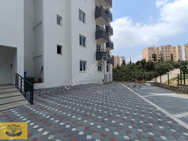 Sarıçam Gültepe 1+1 Açık Mutfak+ank Setli+balkonlu+sıfır Kiralık