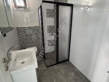 Sarıçam Gültepe Mahallesi'nde Caddeye Yakın Satılık 1 + 1