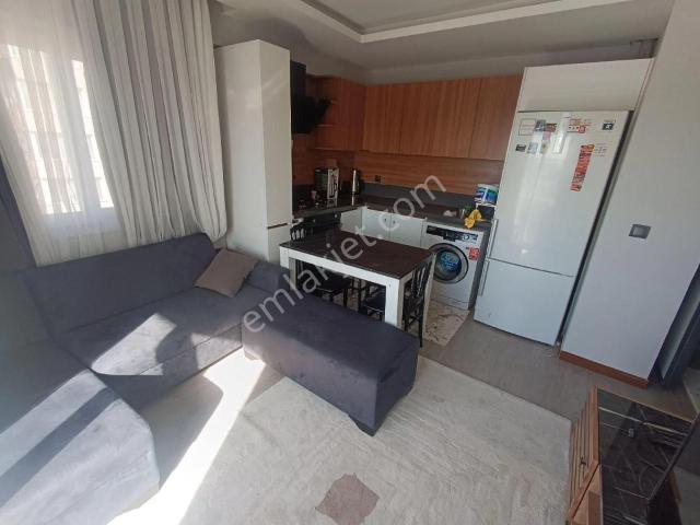 Sarıçam Gültepe Migros Civarı 1+1 Balkonlu Eşyalı Kiralık Daire