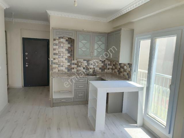 Sarıçam Gültepede 3 Cepheli 1+1 Kiralık Daire