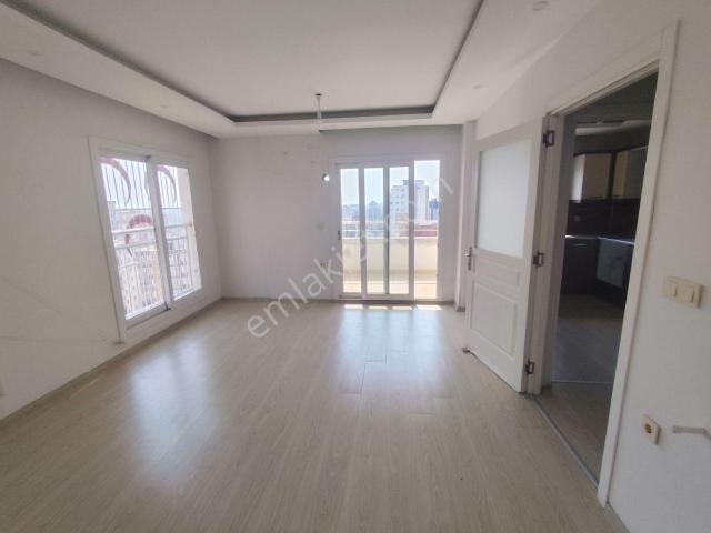 Sarıçam Emlak'tan Belediye Yakınında Kiralık 2+1 Daire!