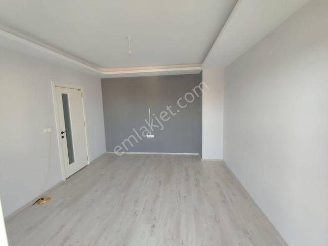 Sarıçam Emlak'tan Kozanyolu'nda Kiralık 2+1 Kombili Full Daire!