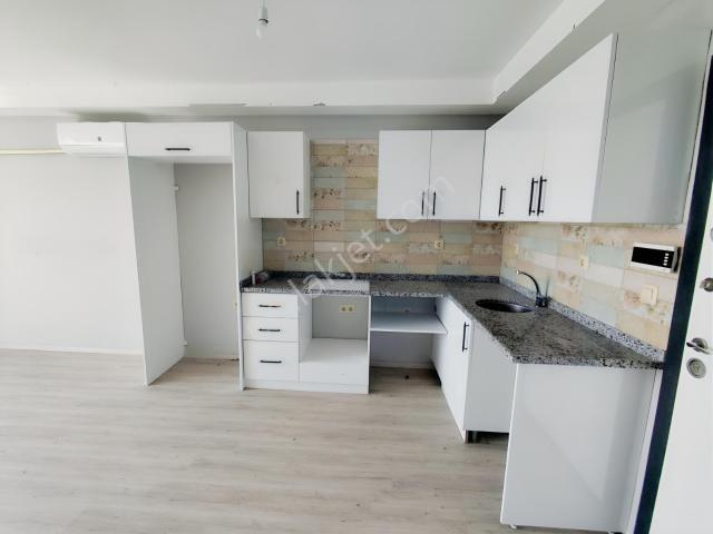 Sarıçam Emlak'tan Süper Konumda Kiralık 1+1 Güvenlikli Daire!