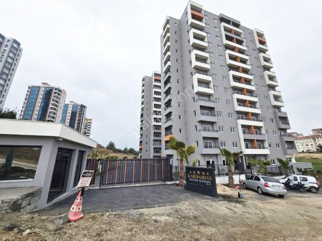 Sarıçam Ertuğrul Gazi'de Açık Kapalı Otoparklı 1.sınıf İşçilikli Süper Lüks Suit Daireler
