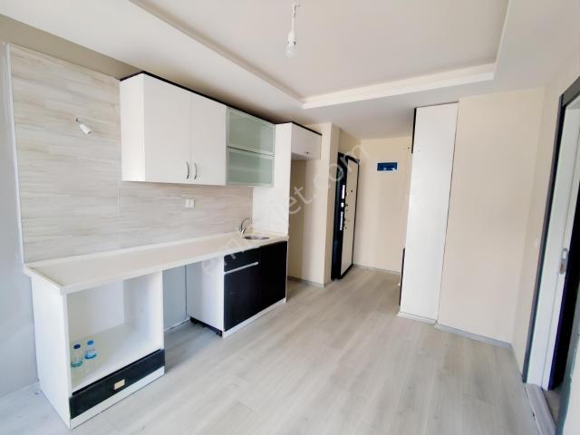 Sarıçam Çınarlı 1+1 Eşyasız Kiralık Daire