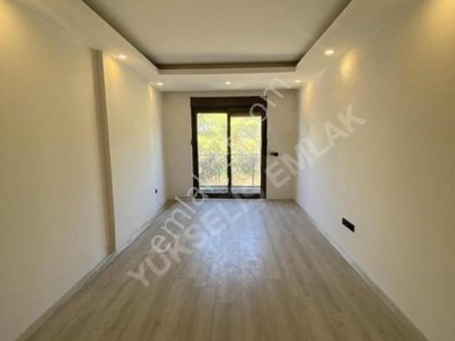 Sarılar Mahallesi'nde 2 + 1 Ara Kat Dairemiz Asansörlü