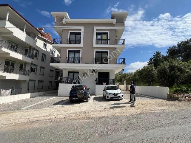 Sarılar Mahallesi'nde Lüks Sıfır 2+1 Satılık Daire