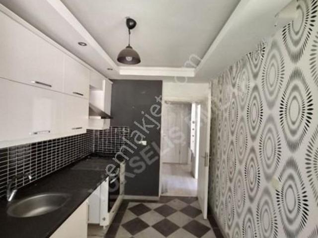 Sarılar Maya Kent Sitesi Yanı 2+1 3.kat Satılık Daire