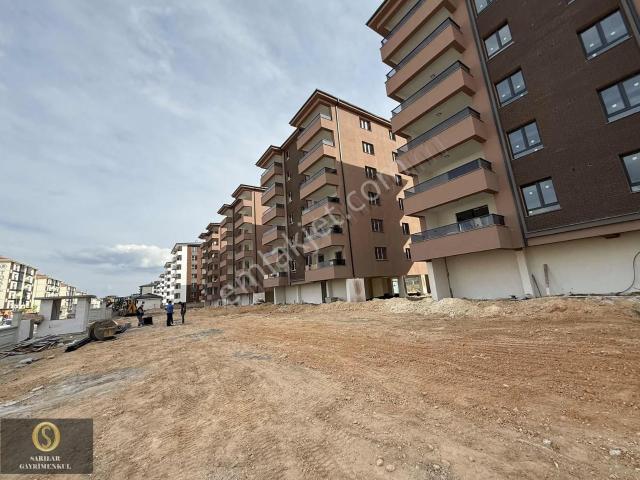 Sarılar'dan Ihlamurkent'de Site İçerisinde 3+1 Satılık Daire