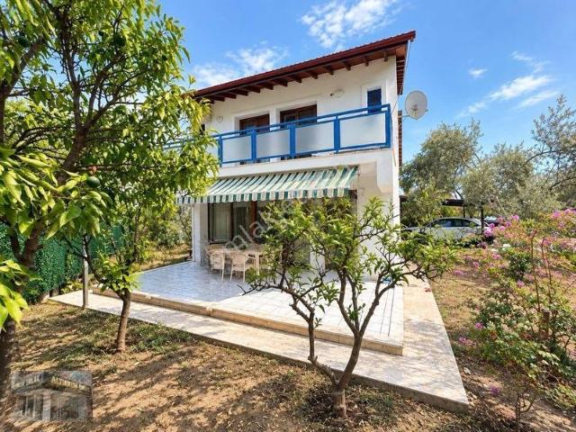 Sarımsaklı'da Şeytan Sofrası Koyunda Özel Plajlı 4+1 Villa