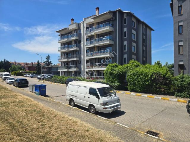 Sarıyer Acarlar'da Ferah 3,5+1 Daire