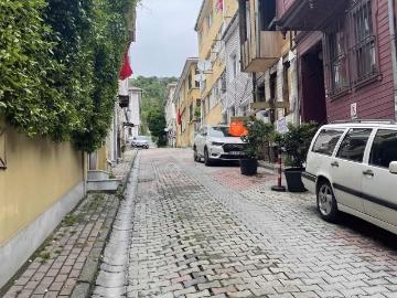 Sarıyer Büyükdere'de Yenilenmiş Satılık Daire