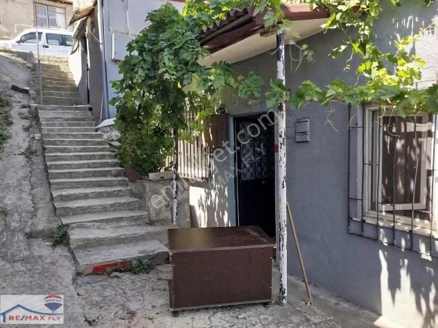 Sarıyer Fatih Sultan Mehmet Mahallesi'nde Kiralık 2+1 Daire