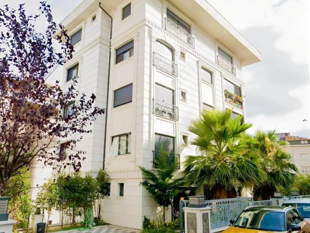 Sarıyer Ferahevler'de Çift Banyolu 2+1 Satılık Daire