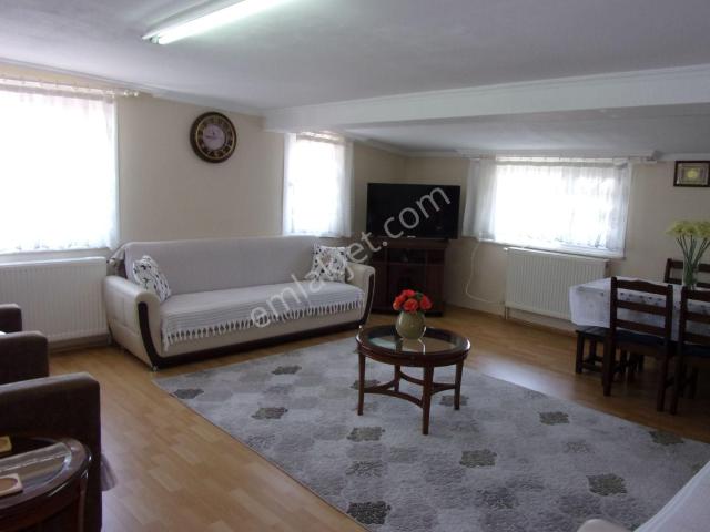 Sarıyer Hacıosman Metrosuna Çok Yakın 3+1 130 Metrekare Eşyaklı Kiralık Daire