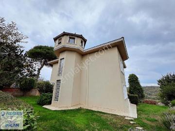 Sarıyer Kumköy Deniz Manzaralı Satılık 5+2 420 M2 Sıfır Villa