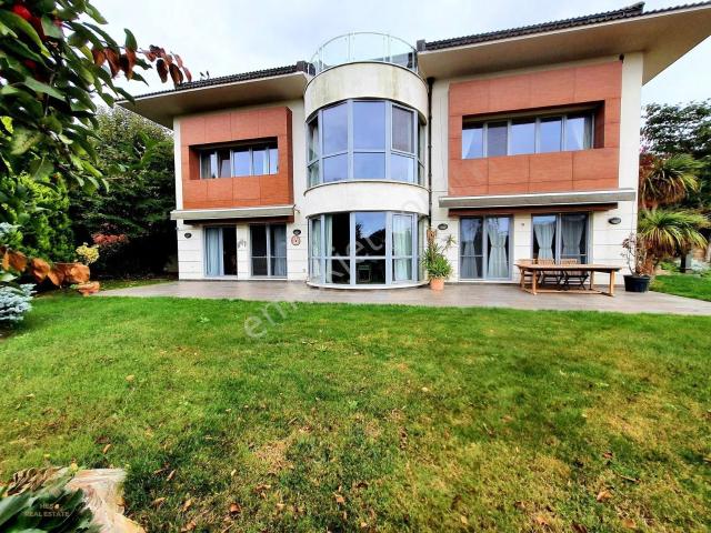 Sarıyer Rumelifeneri İstanblue'da Kiralık Müstakil Villa