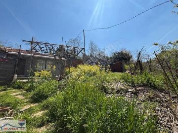 Sarıyer Tabya Sokakda Orman Manzaralı Müstakil Arsa
