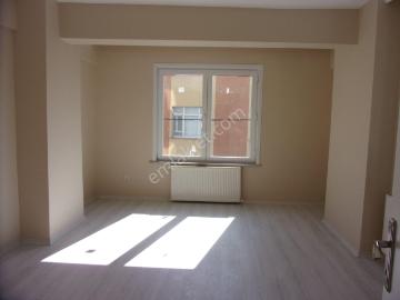 Sarıyer Tarabya Üstünde 2+1 110 Metrekare Sıfırlanmış Kiralık Daire