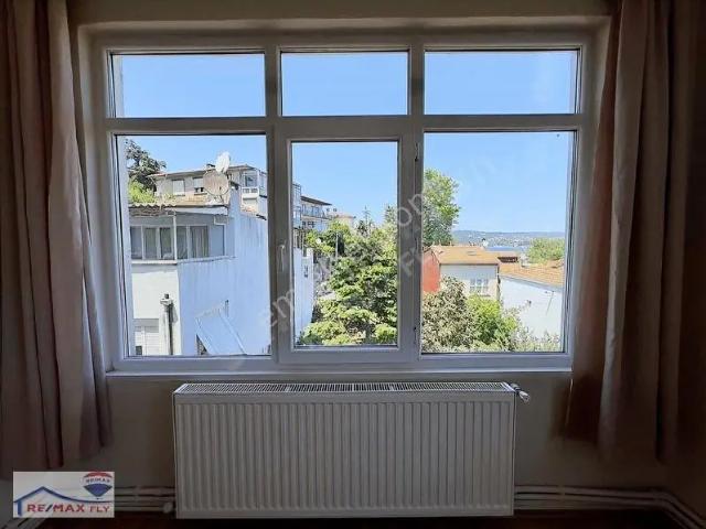 Sarıyer Yeniköy'de Eşsiz Boğaz Manzaralı 3+1 Daire