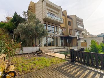 Sarıyer Zekeriyaköy De Özel Havuzlu 380 M2 Bahçeli Frezya Tipi