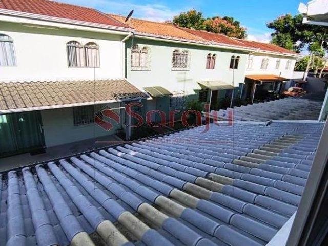 Saraju Imobiliaria vende sobrado em condominio na Rua Roraima