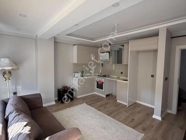 Saray/ Yeni Mah.eşyalı Ara Kat Lüx Kiralık 1+1 Daire