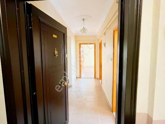 Saray Çarşı Kiralık Geniş 2+1 Daire Geniş Balkonlu