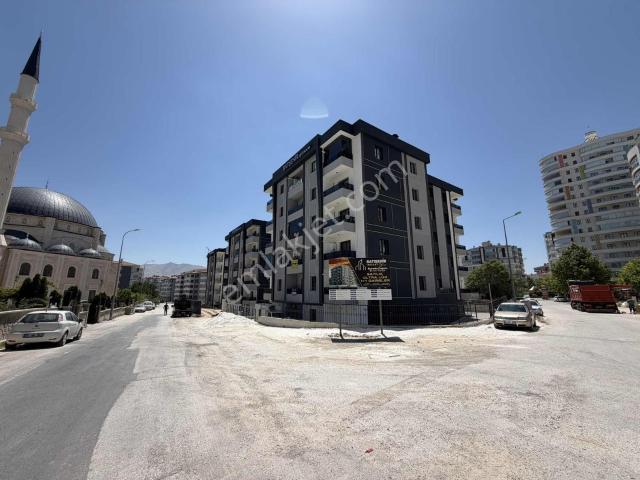 Saray Emlak'tan Kiralık Hastane Civarı 1+1 Ara Kat Daire